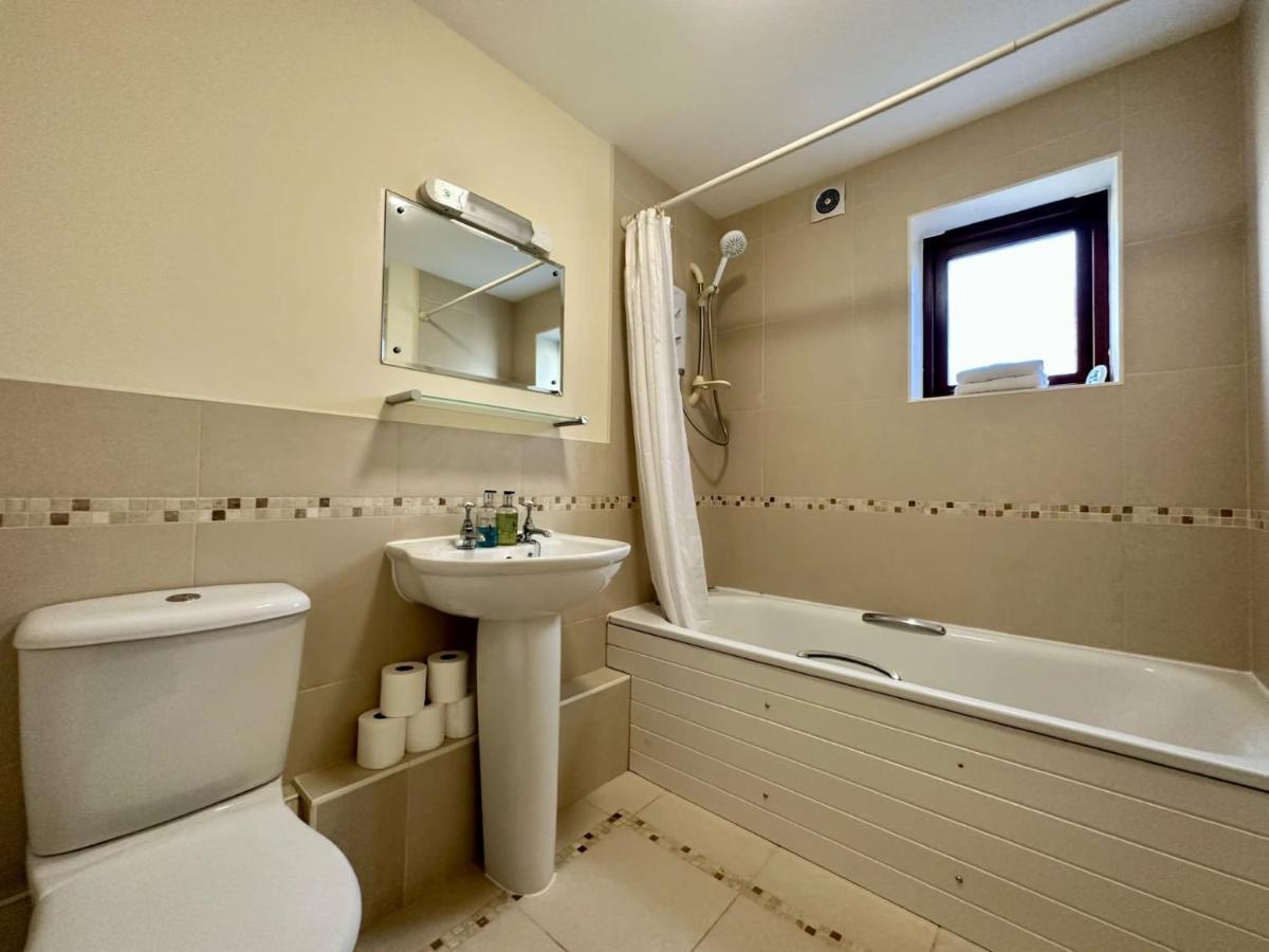 Super Apartment Next To Bicester Village Sleeps 4 Exterior photo